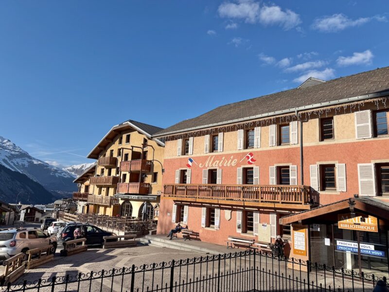 Les Menuires/St Martin de Belleville. France. Image © PlanetSKI